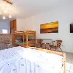 Casa Ana Vama Veche